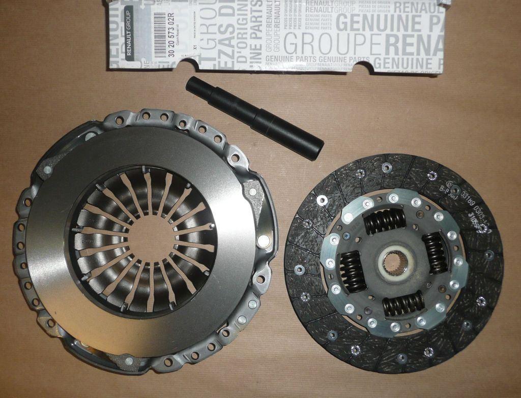 KIT EMBRAYAGES.RENAULT CLIO IV,MEGANE III 302057302R.