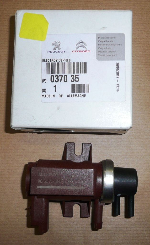 Électrovanne de turbo d’origine PSA — Citroën / Peugeot 1.6HDI 16V-FAP — 037035 — photographie de la pièce