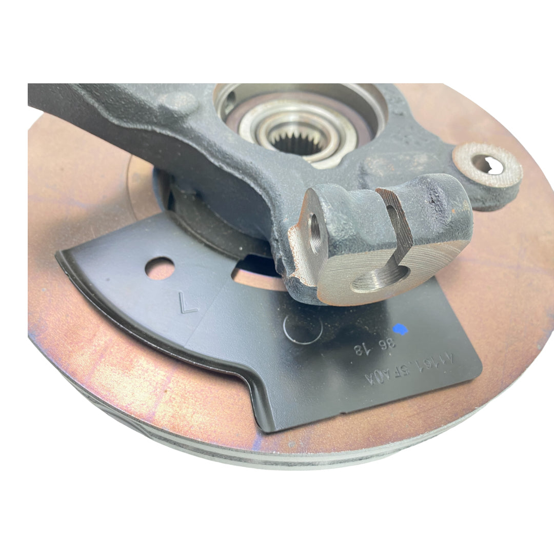 Pièce d'origine Fusée d'essieu avec disque de frein gauche pour Nissan Micra V K14 400155FA0H