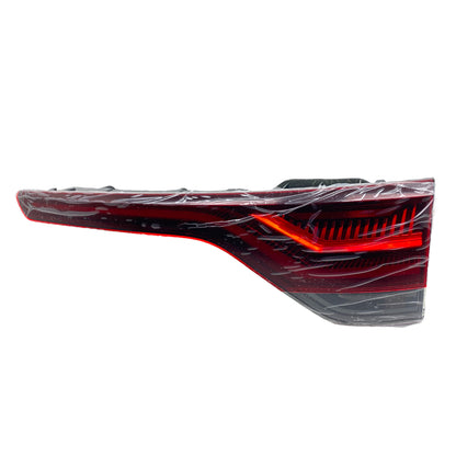 Pièce d'origine Feu arrière droit de hayon pour Renault Megane IV phase 2 Break 265509265R