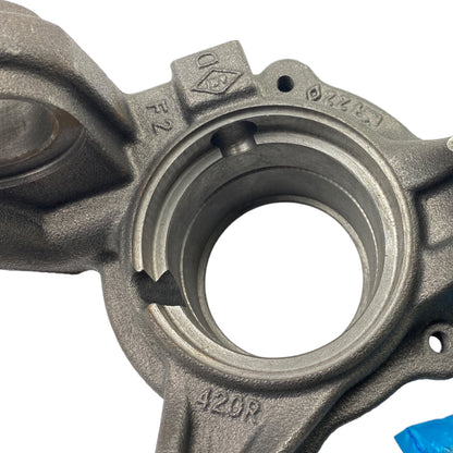Pièce d'origine Fusée de roue porte-moyeu arrière droit pour Dacia Duster I 430184438R