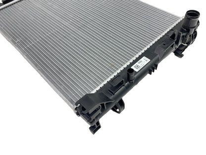 Pièce d'origine Radiateur moteur pour Renault Clio V Captur II 214103473R