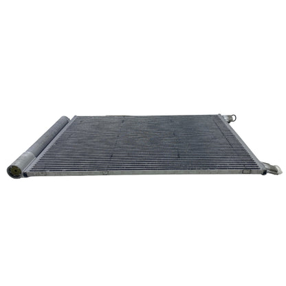 Pièce d'origine Condenseur de climatisation pour Renault 921004063R