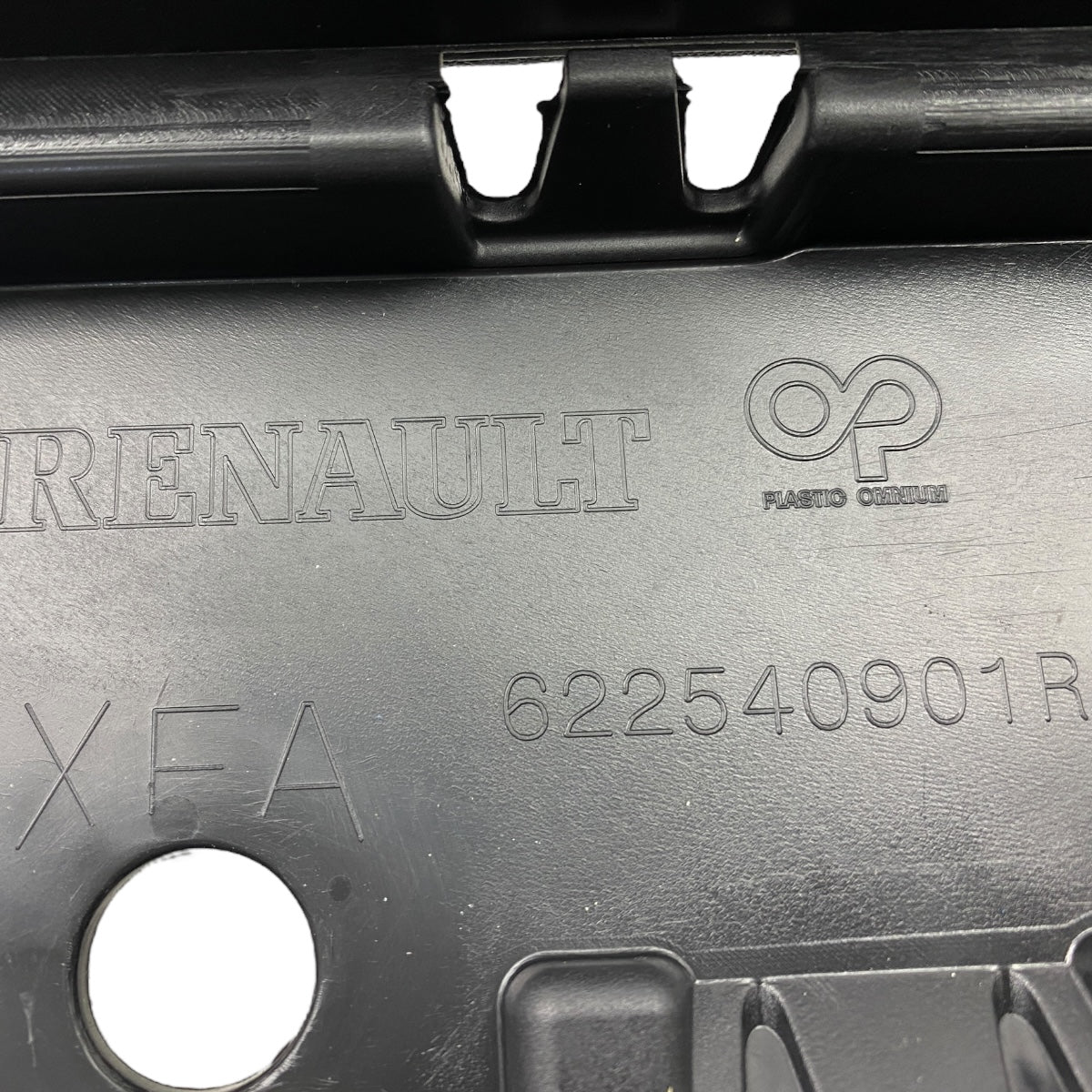Pièce d'origine Grille de pare-chocs avant pour Renault Scenic IV 622540901R
