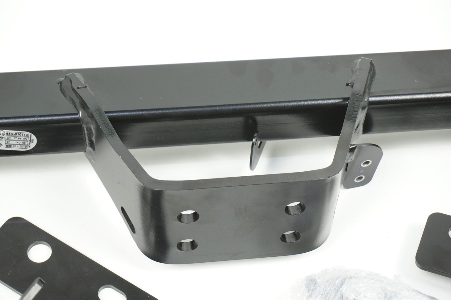 Pièce d'origine Support d'attelage pour Renault Master III Opel Movano B 8201288616