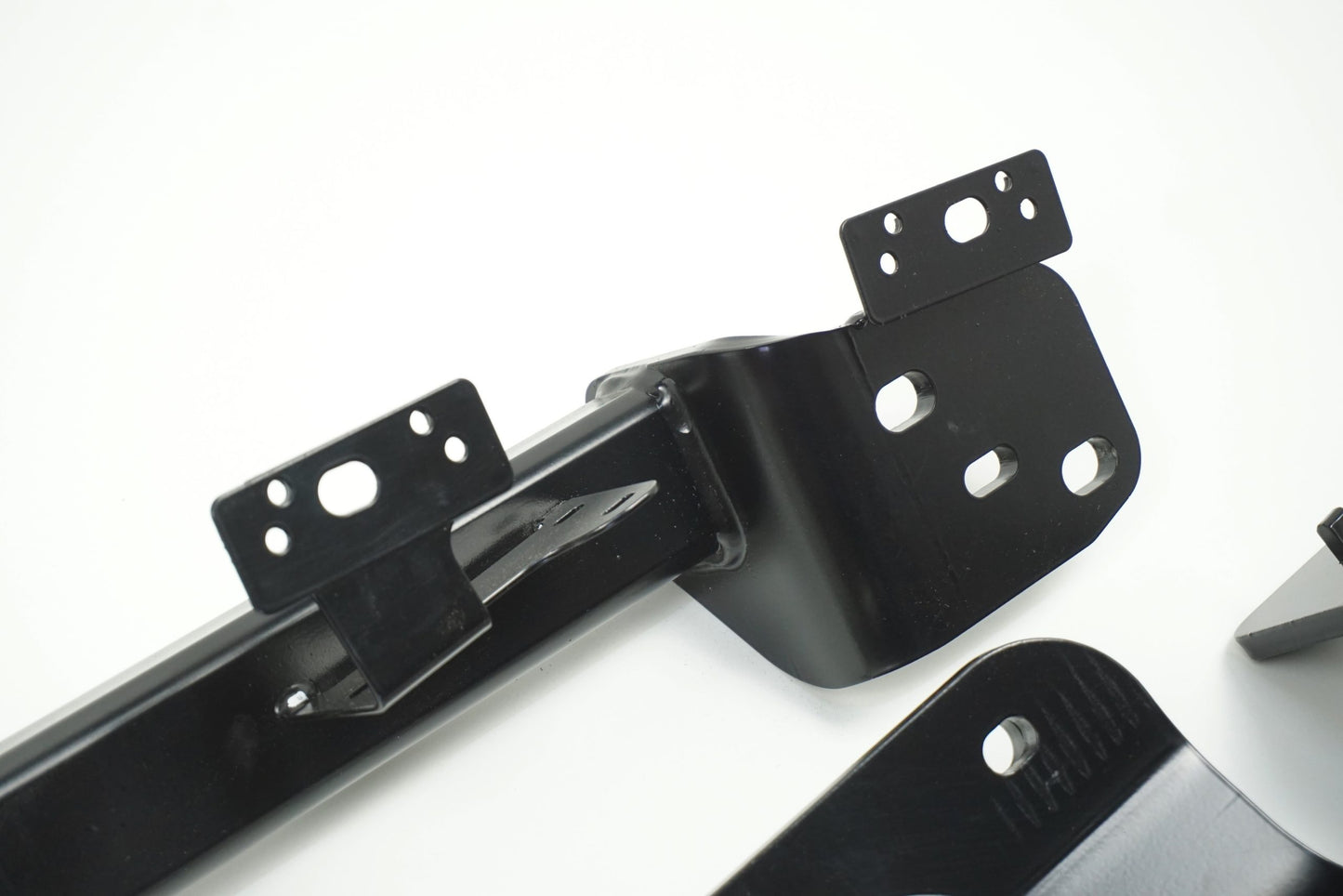 Pièce d'origine Traverse support d'attelage pour Renault Captur II 8201722926