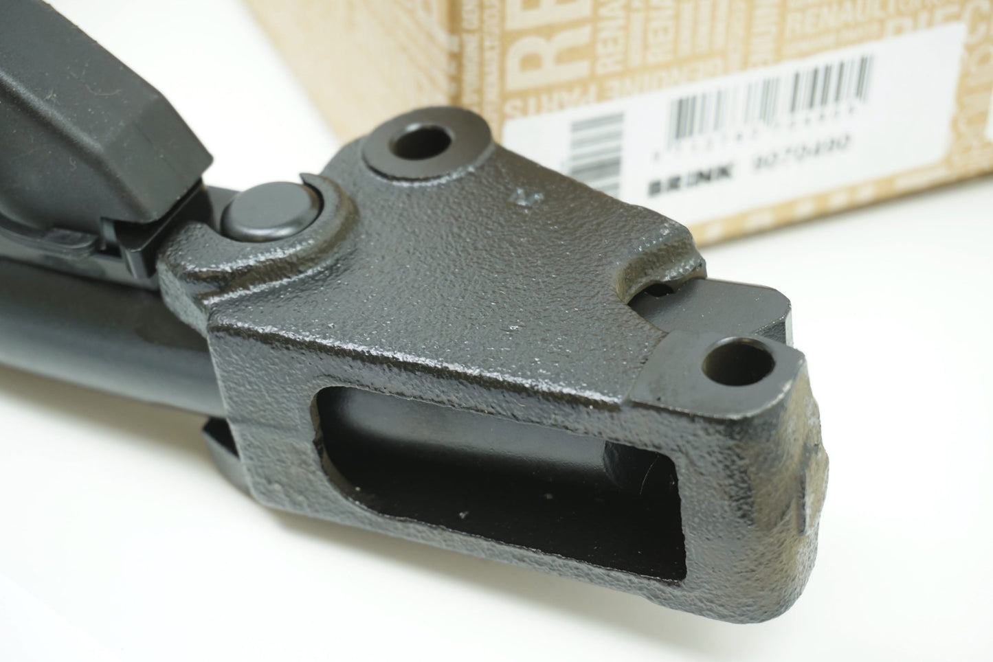 Pièce d'origine Kit de montage d'attelage pour Renault Captur 8201358839