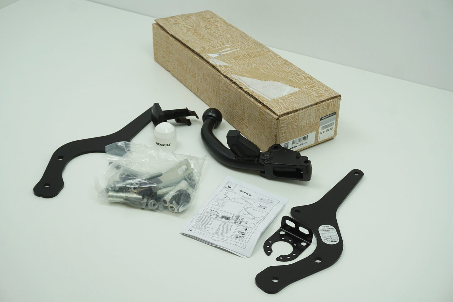 Pièce d'origine Kit de montage d'attelage pour Renault Captur 8201358839