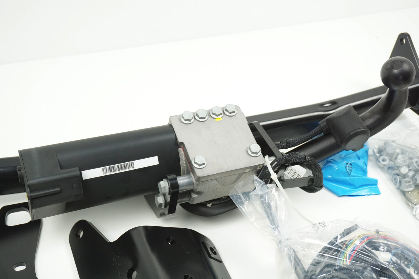 Pièce d'origine Attelage escamotable automatique pour Renault Koleos II 8201692455