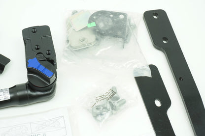 Pièce d'origine Kit de montage d'attelage pour Renault Scenic II 7711427737