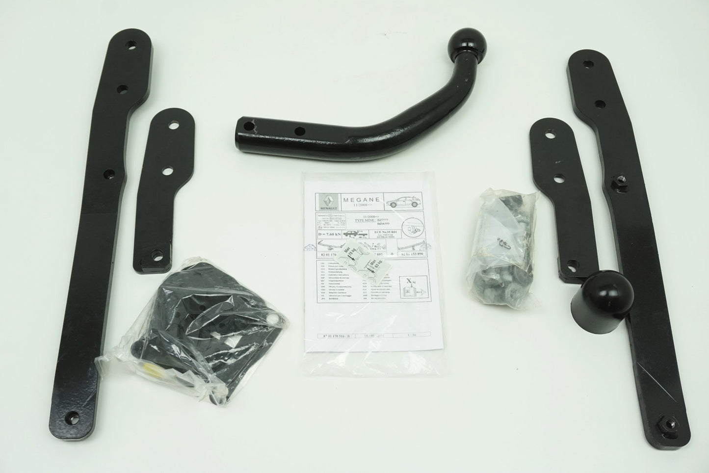 Pièce d'origine Kit de montage d'attelage pour Renault Megane III 8201153897