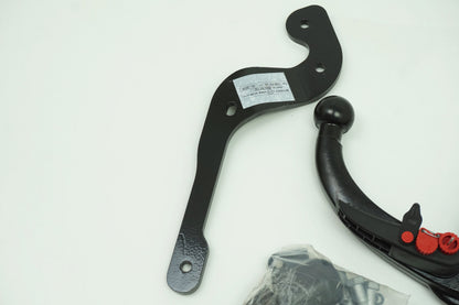 Pièce d'origine Kit de montage d'attelage pour Renault Clio IV 8201707720