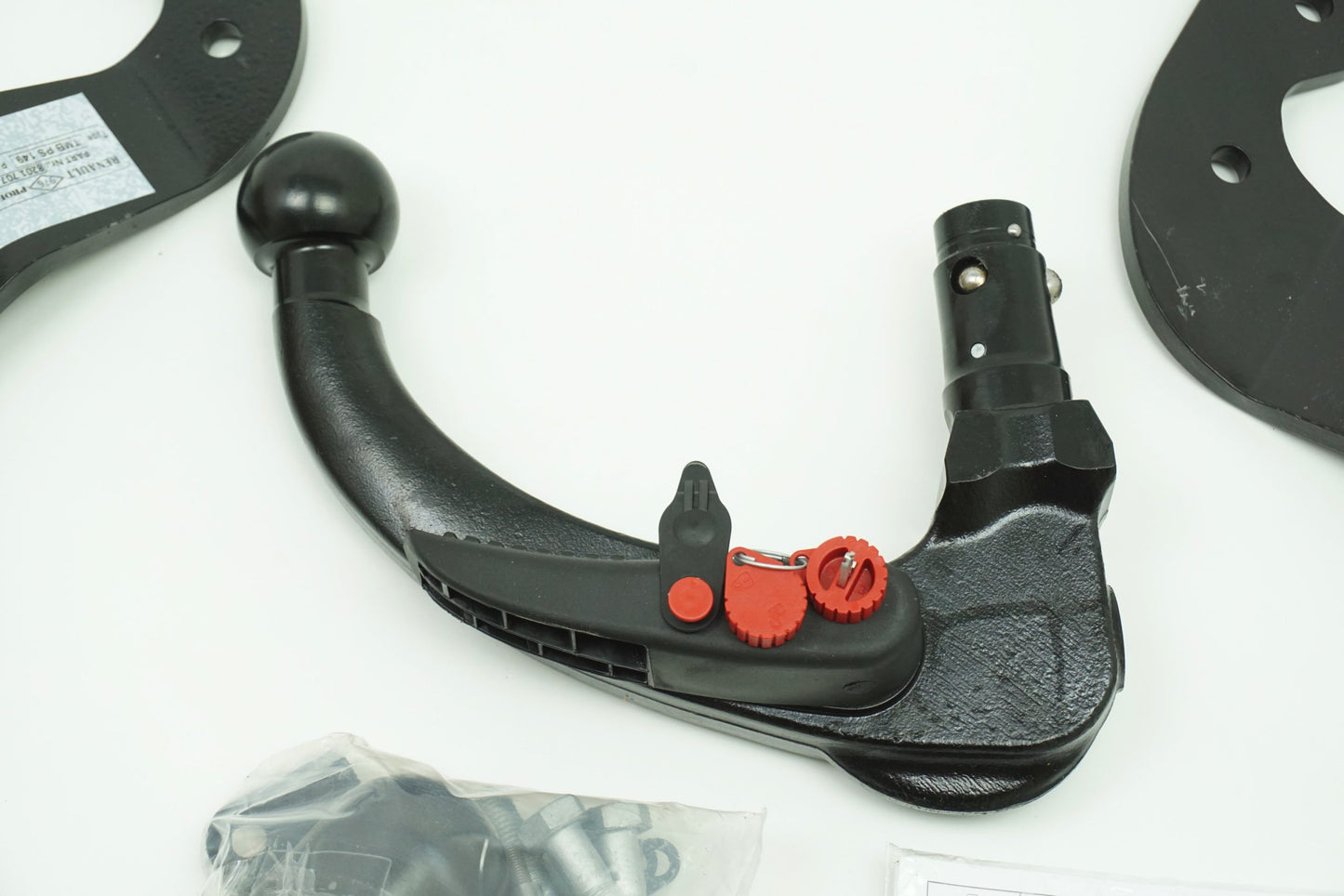 Pièce d'origine Kit de montage d'attelage pour Renault Captur II 8201722927