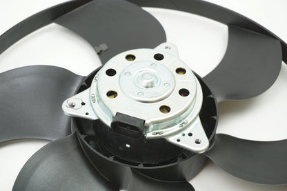 Pièce d'origine Ventilateur de radiateur pour Dacia Duster 214816674R