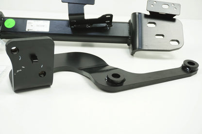Pièce d'origine Traverse support d'attelage pour Renault Captur II 8201722924