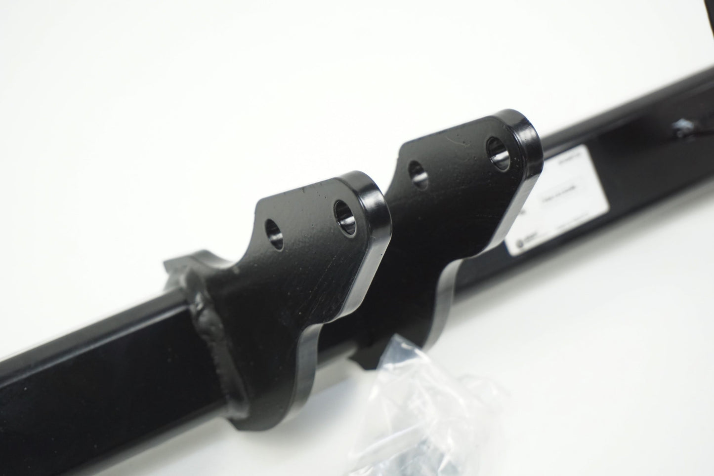 Pièce d'origine Traverse support d'attelage pour Renault Captur II 8201722924