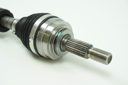 Pièce d'origine Cardan droit pour Renault Clio V 1.0 TCe 391001097R