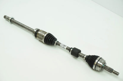 Pièce d'origine Cardan droit pour Renault Clio V 1.0 TCe 391001097R