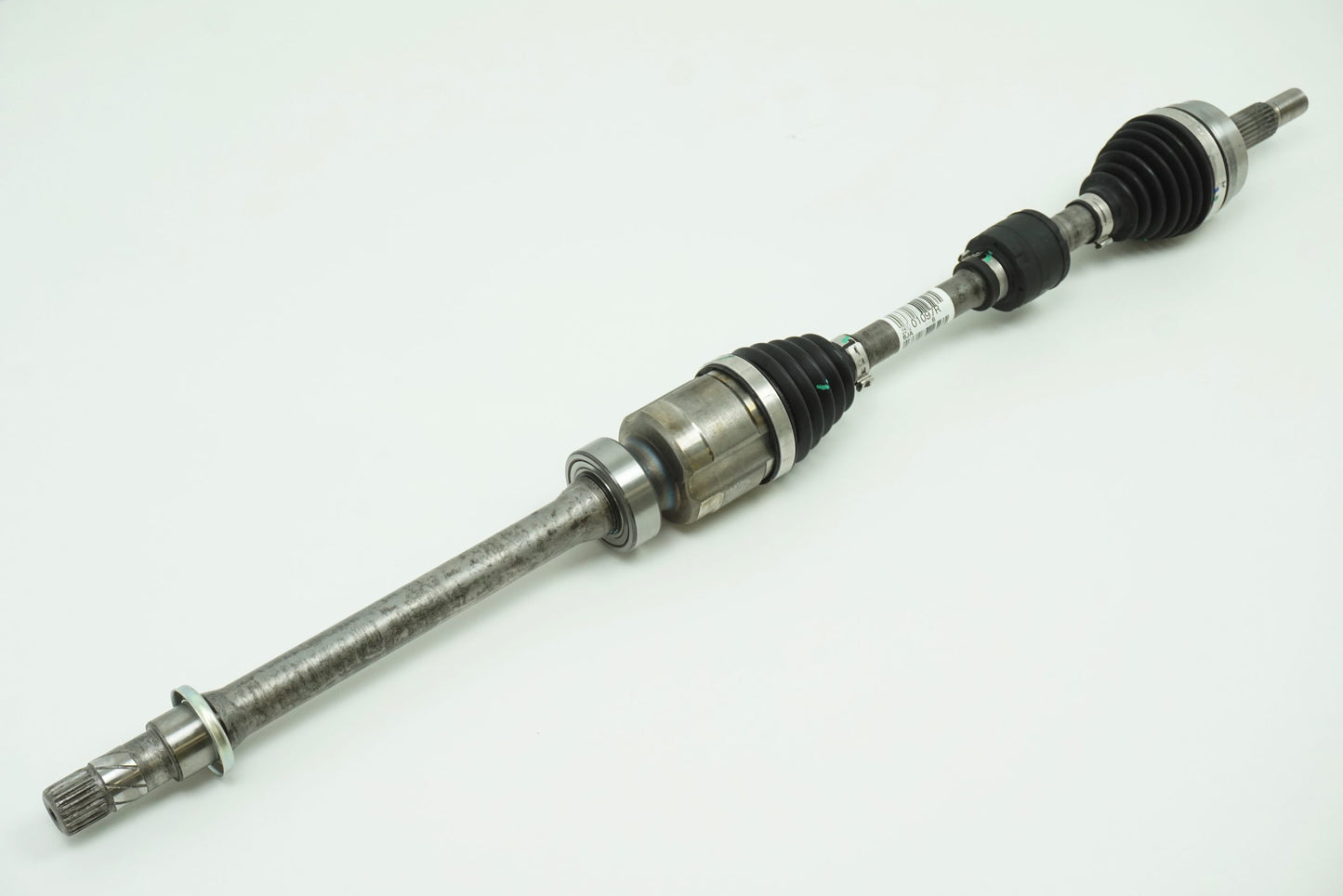 Pièce d'origine Cardan droit pour Renault Clio V 1.0 TCe 391001097R