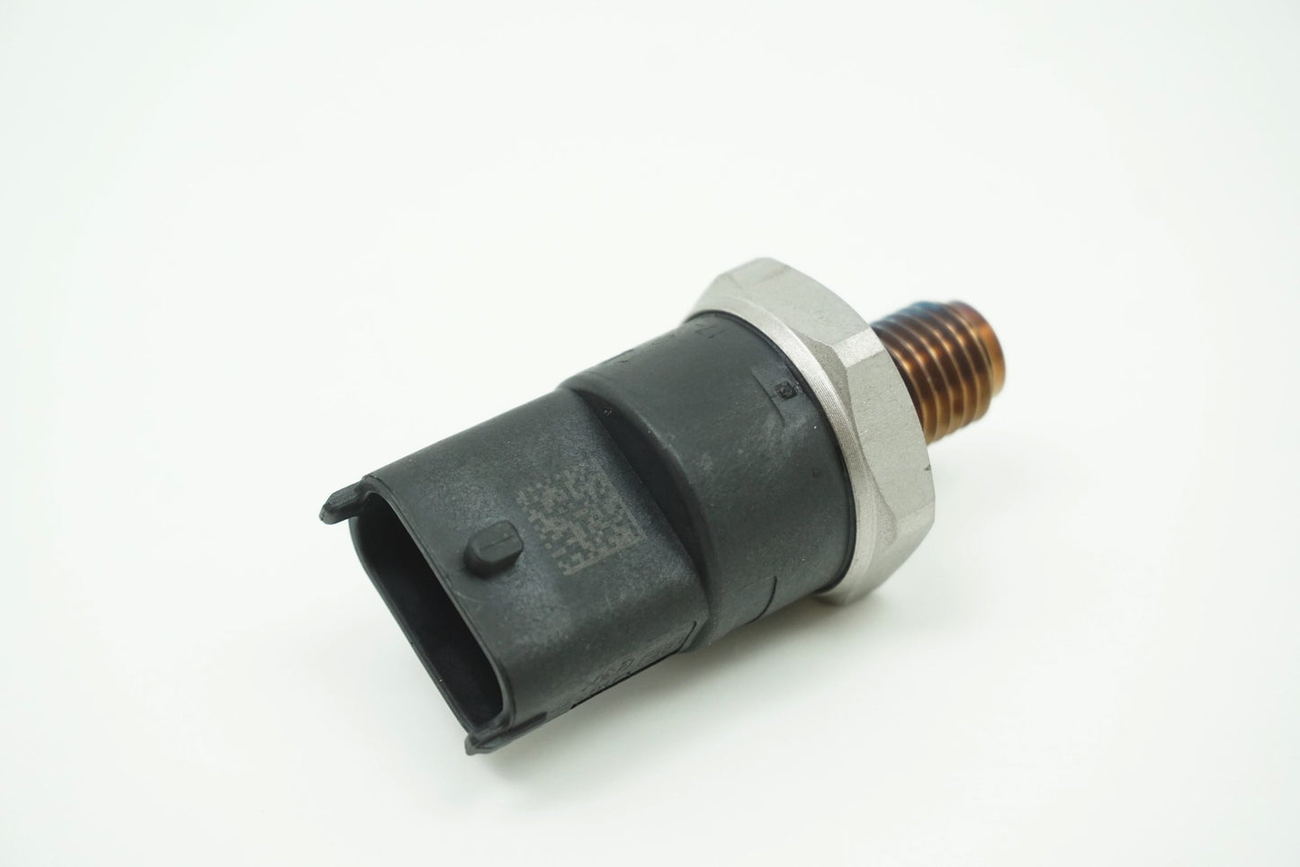Pièce d'origine Capteur de pression de carburant 1.9 2.2 dCi pour Renault 7701478058