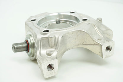 Pièce d'origine Fusée d'essieu avant droite pour Renault Clio III RS 7701208960