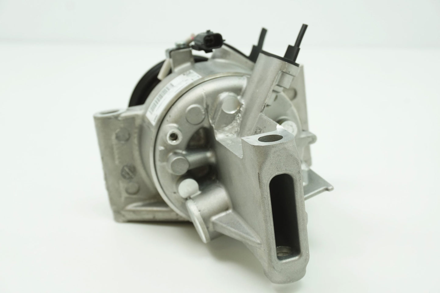 Pièce d'origine Compresseur de climatisation neuf pour Dacia 926005214R