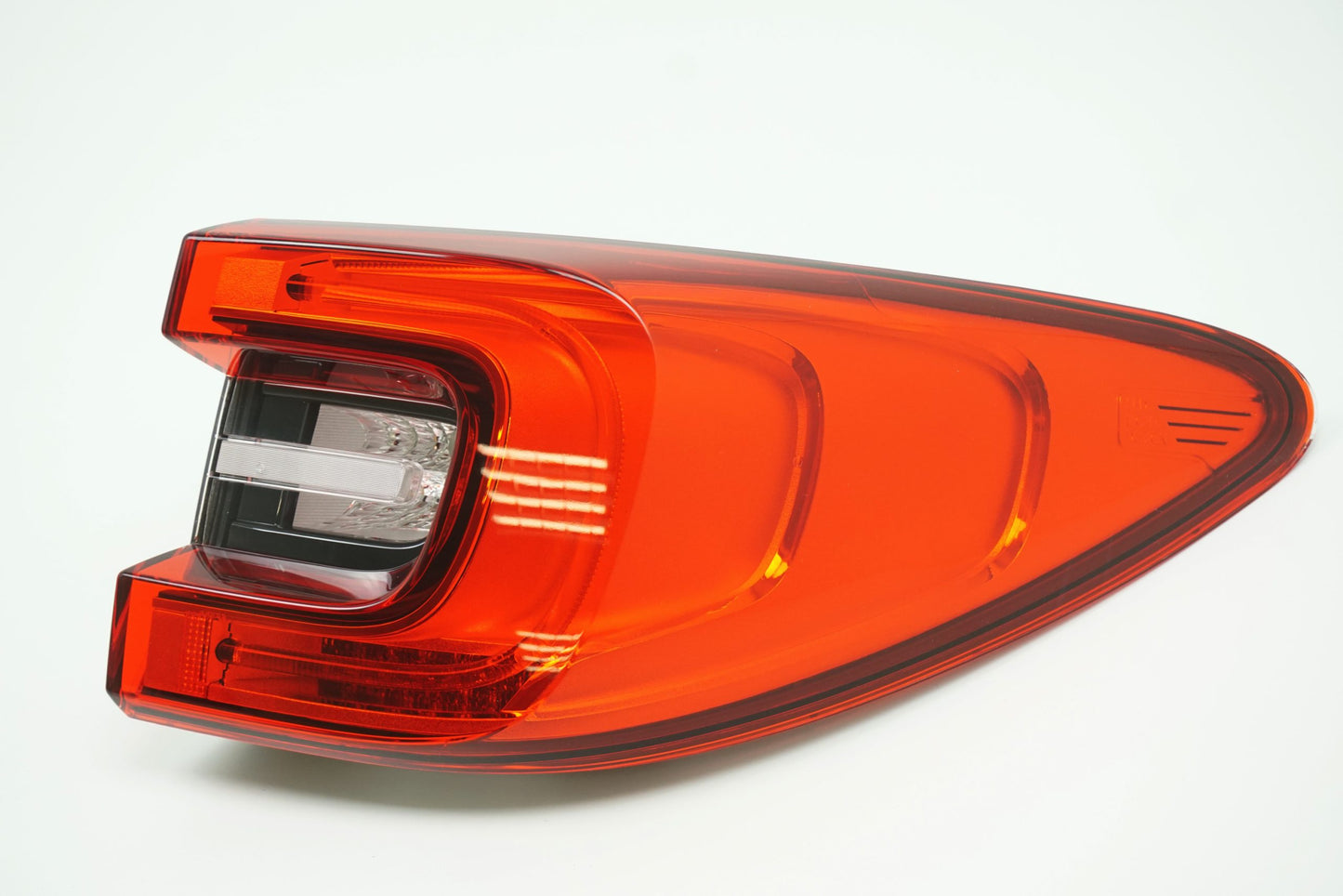 Pièce d'origine Feu arrière droit pour Renault Kadjar restylé 265504776R