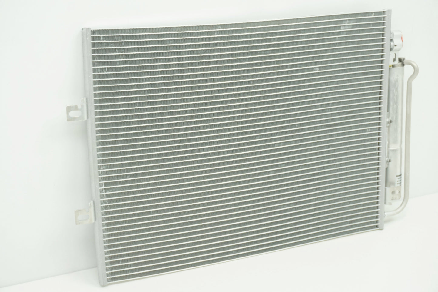 Pièce d'origine Condenseur de climatisation neuf pour Renault Twingo II 8660003445