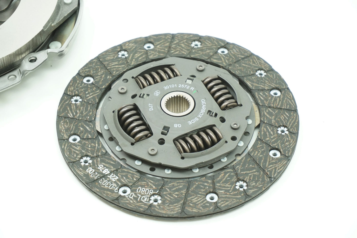 Pièce d'origine Kit d'embrayage neuf pour Renault 302057048R