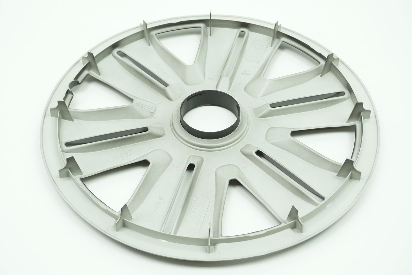 Pièce d'origine Enjoliveur de roue 15 pouces neuf pour Renault 8201359232