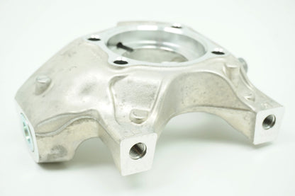 Pièce d'origine Fusée d'essieu avant gauche pour Renault Clio III RS 7701208961