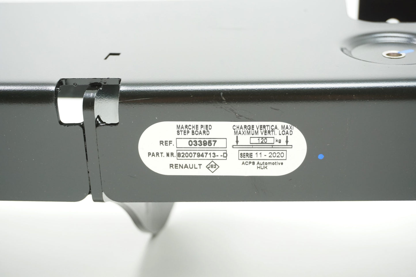 Pièce d'origine Marchepied de pare-chocs arrière pour Renault Master III 8200794713