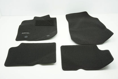 Pièce d'origine Tapis de sol neuf pour Dacia Duster 749027079R