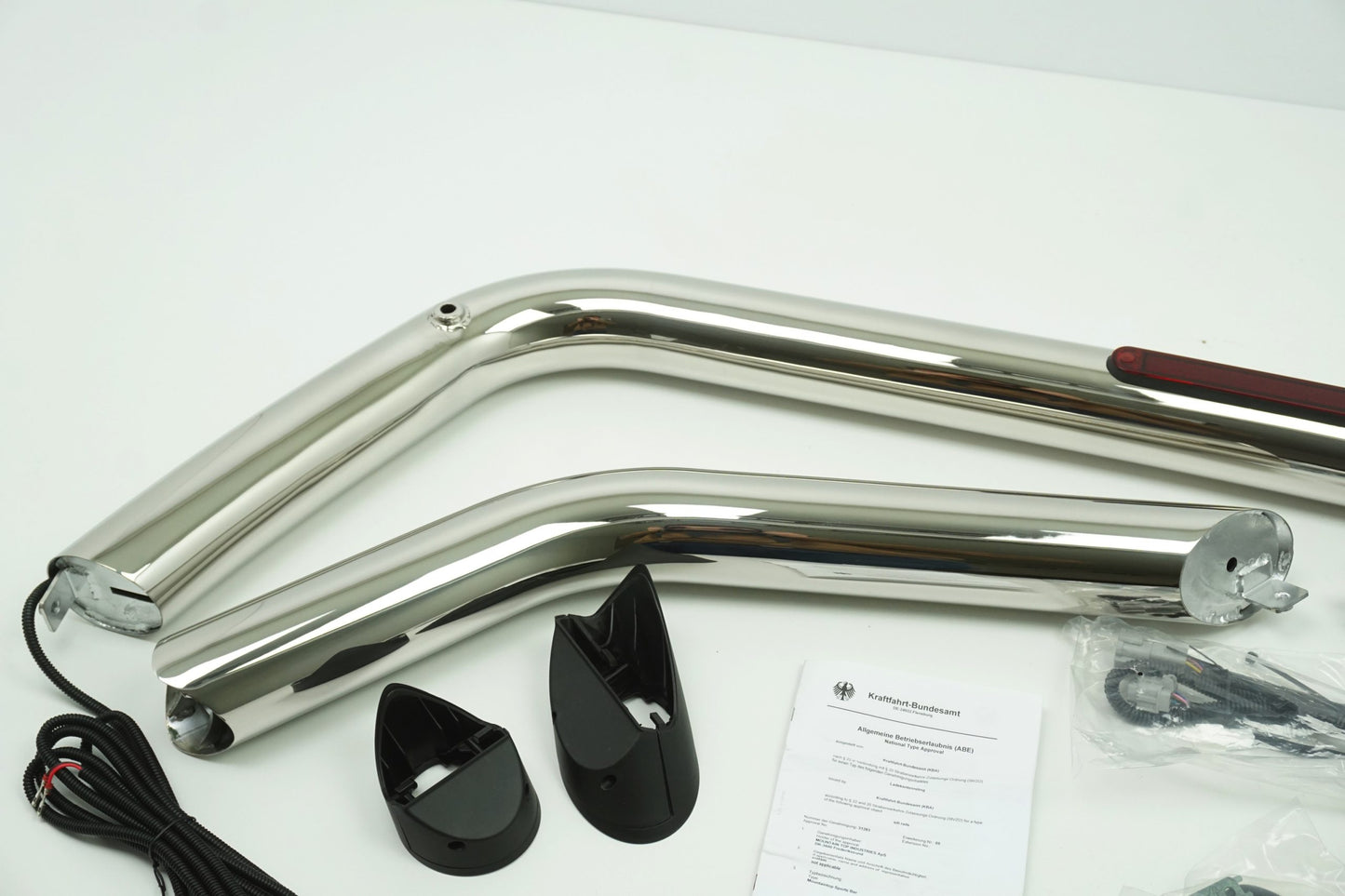Pièce d'origine Tubes chromés de protection latérale neufs pour Nissan Navara Renault Alaskan 8201708231