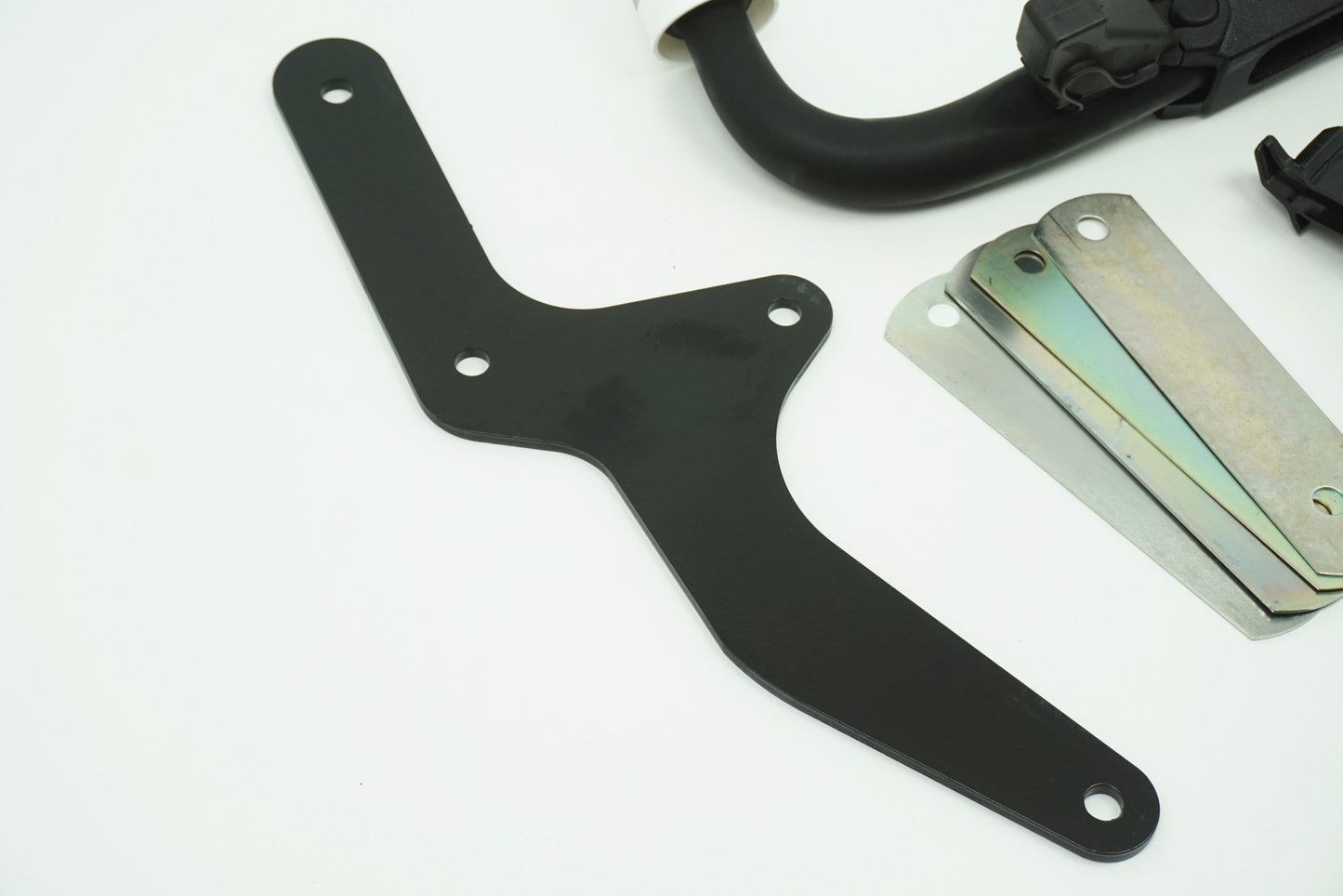 Pièce d'origine Attelage neuf pour Renault Laguna III 7711427699