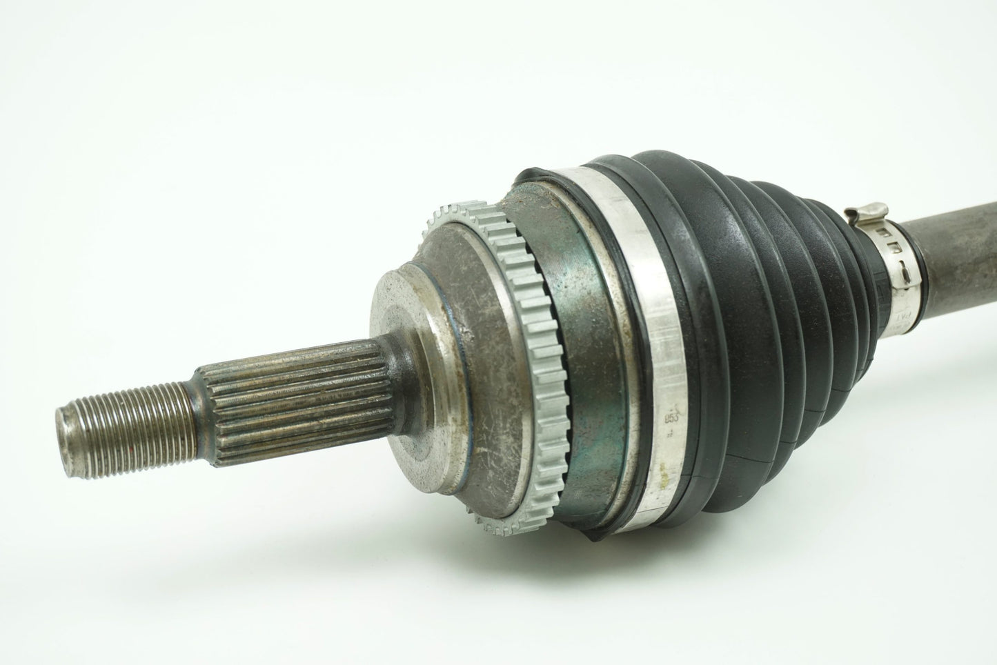 Pièce d'origine Cardan avant gauche neuf pour Renault Laguna II 7711134779