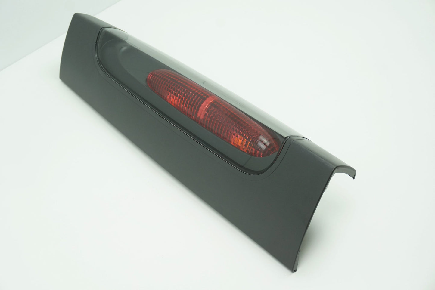 Pièce d'origine Feu arrière gauche pour Renault Trafic II 8200336831