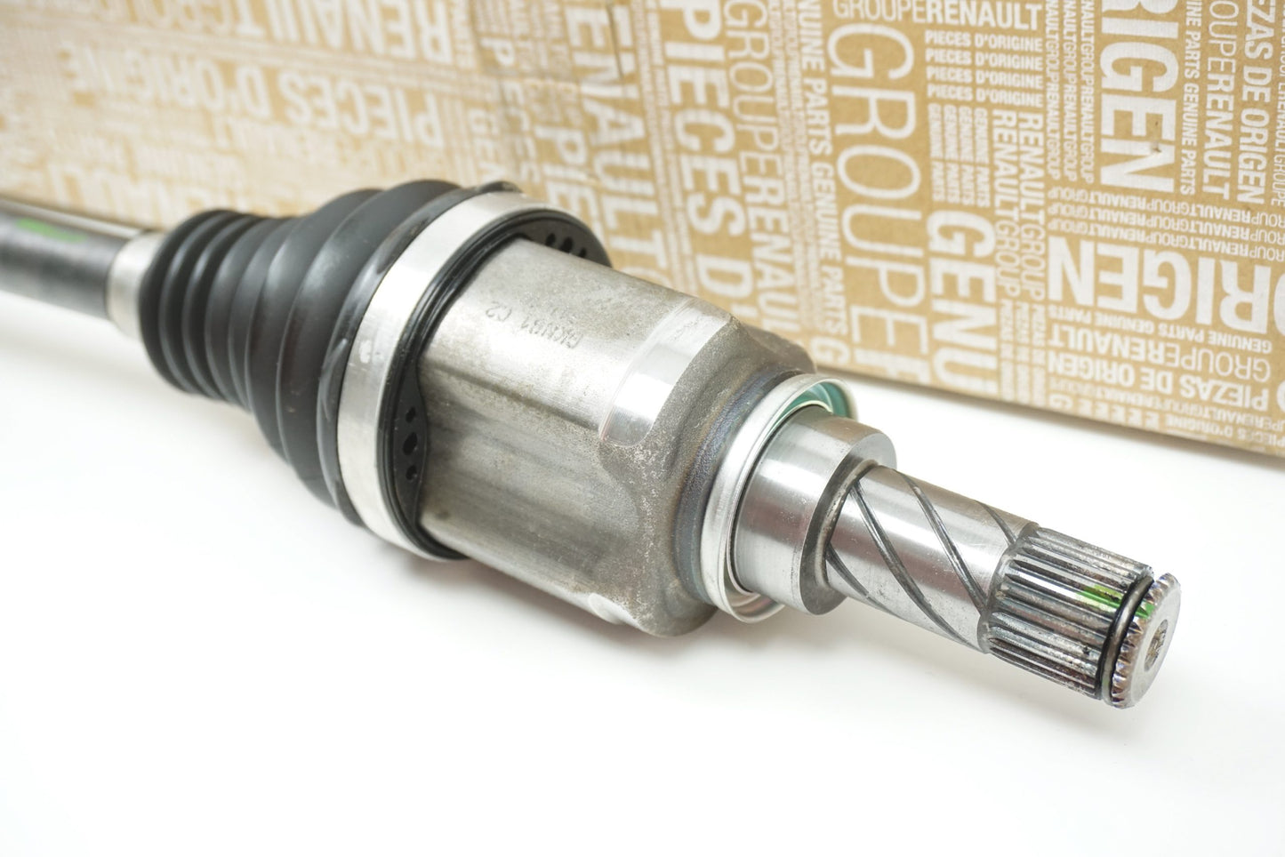 Pièce d'origine Cardan gauche neuf pour Renault Kangoo II 391017096R