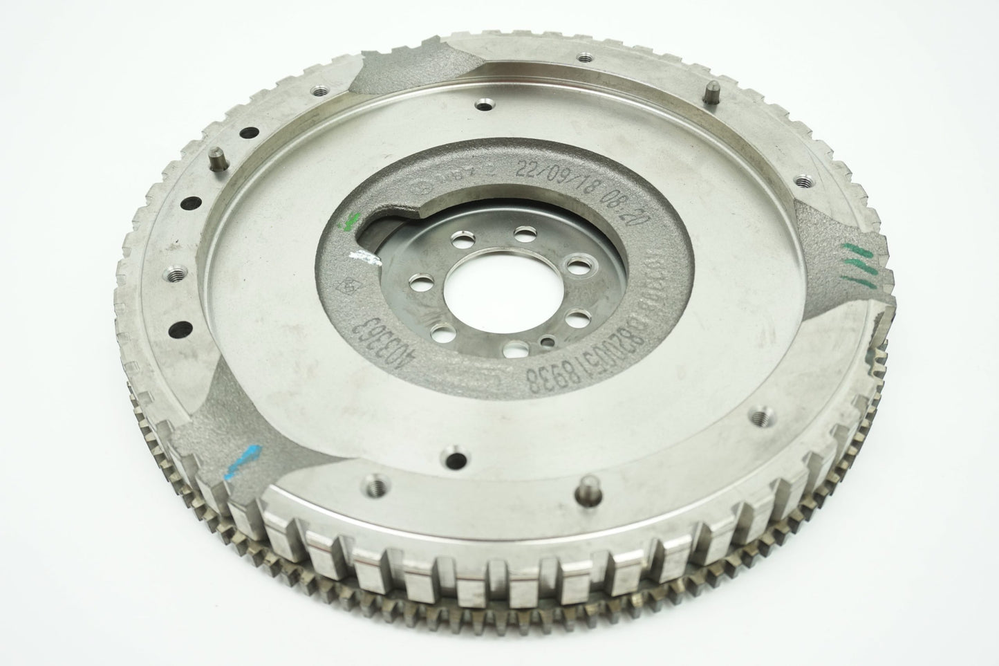 Pièce d'origine Volant moteur pour Renault Megane III 7701476568