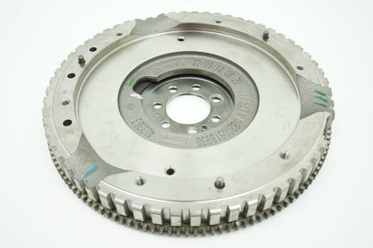 Pièce d'origine Volant moteur pour Renault Megane III 7701476568