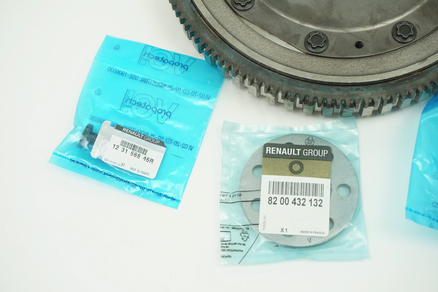 Pièce d'origine Volant moteur pour Renault Megane III 7701476568