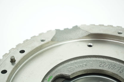 Pièce d'origine Volant moteur pour Renault Megane III 7701476568