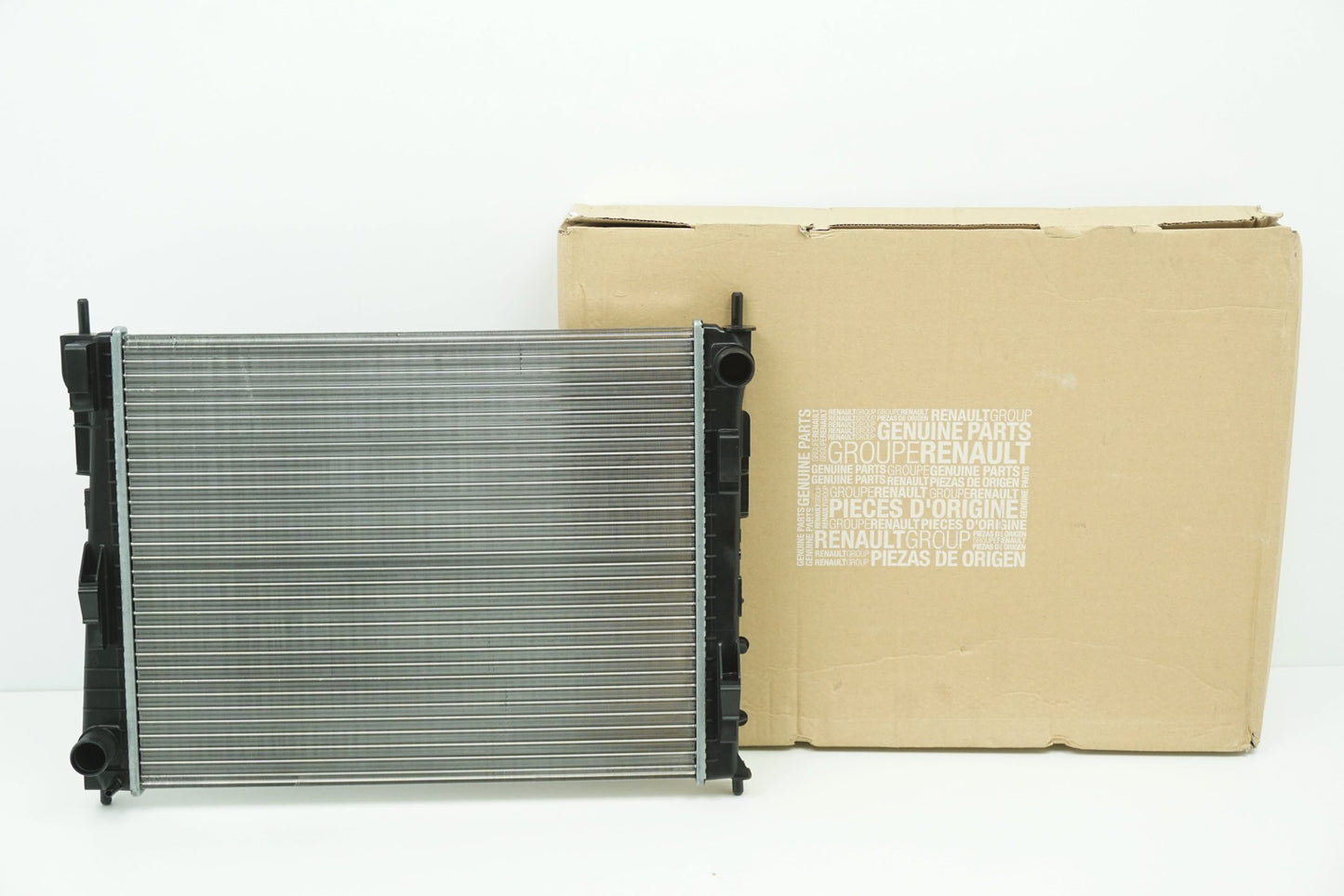 Pièce d'origine Radiateur moteur neuf pour Renault Twingo II 8200448553