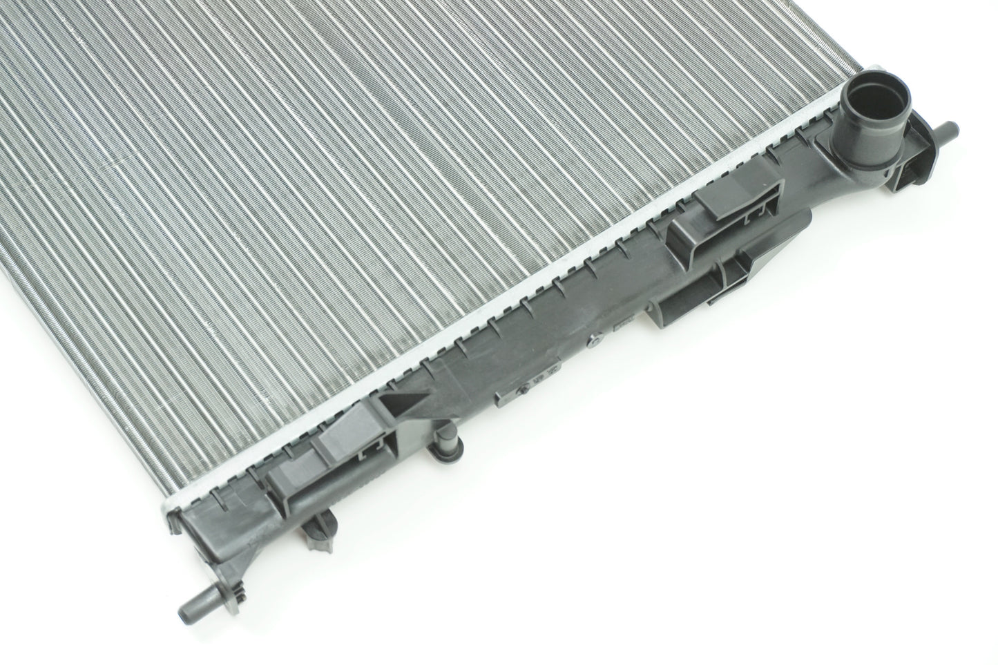 Pièce d'origine Radiateur moteur neuf pour Renault Twingo II 8200448553