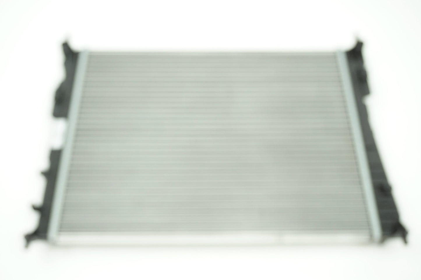 Pièce d'origine Radiateur moteur neuf pour Renault Twingo II 8200448553