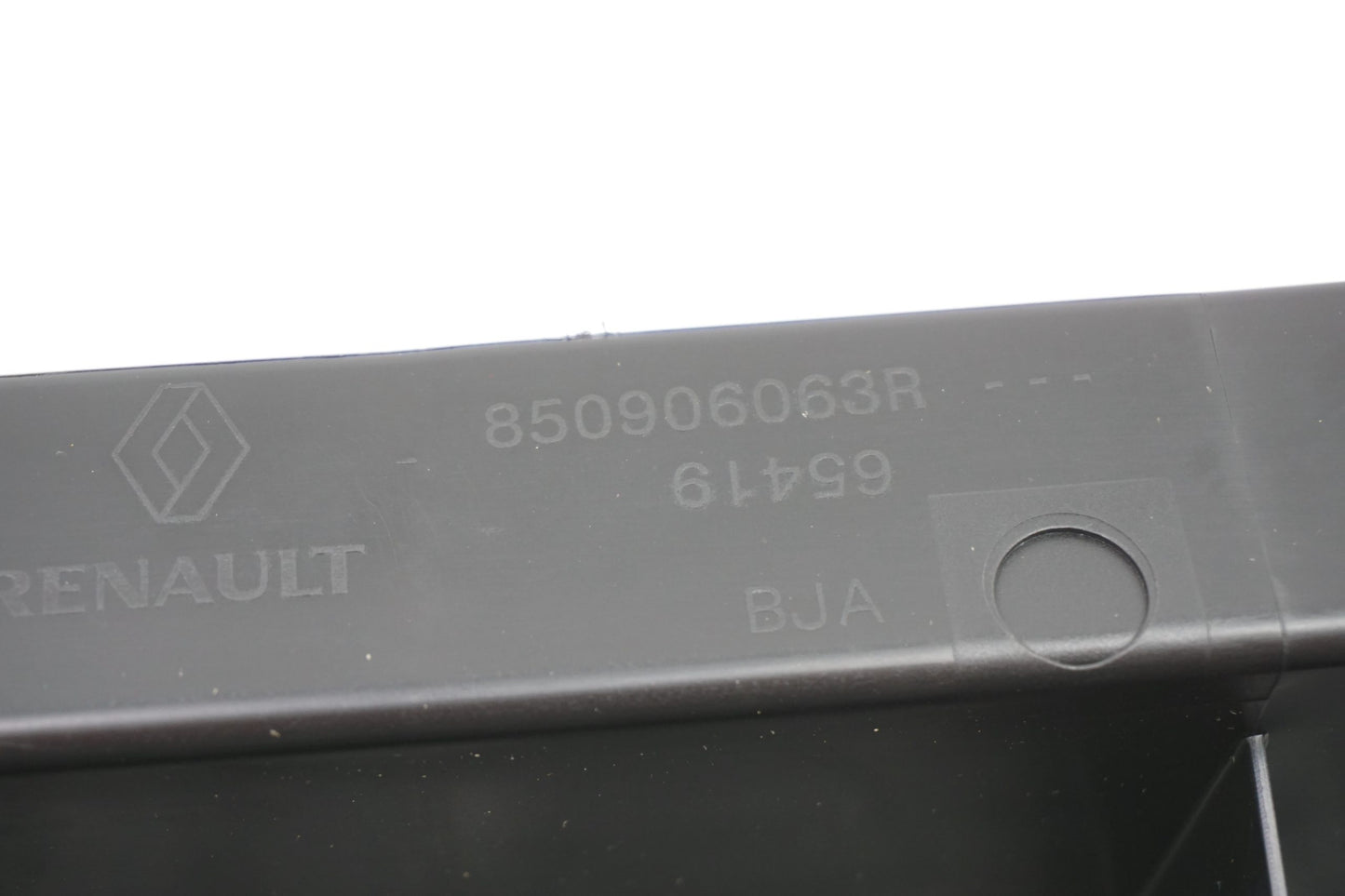 Pièce d'origine Renfort de pare-chocs arrière pour Renault Clio V 850906063R