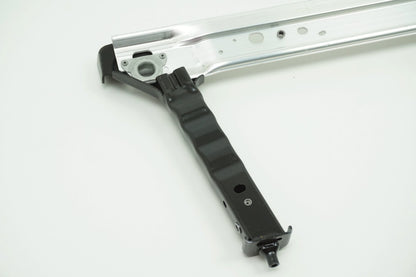 Pièce d'origine Renfort de support de radiateur pour Renault Scenic III 544F00007R