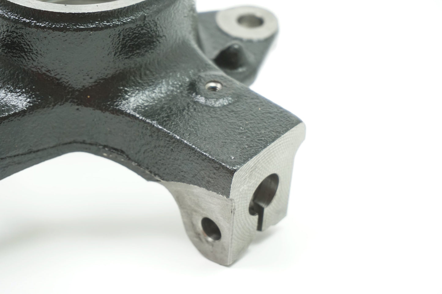 Pièce d'origine Fusée d'essieu avant droite pour Renault Clio IV 400146343R