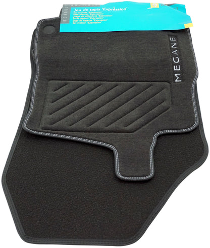 Pièce d'origine Tapis de sol en velours pour Renault Megane III 749024302R