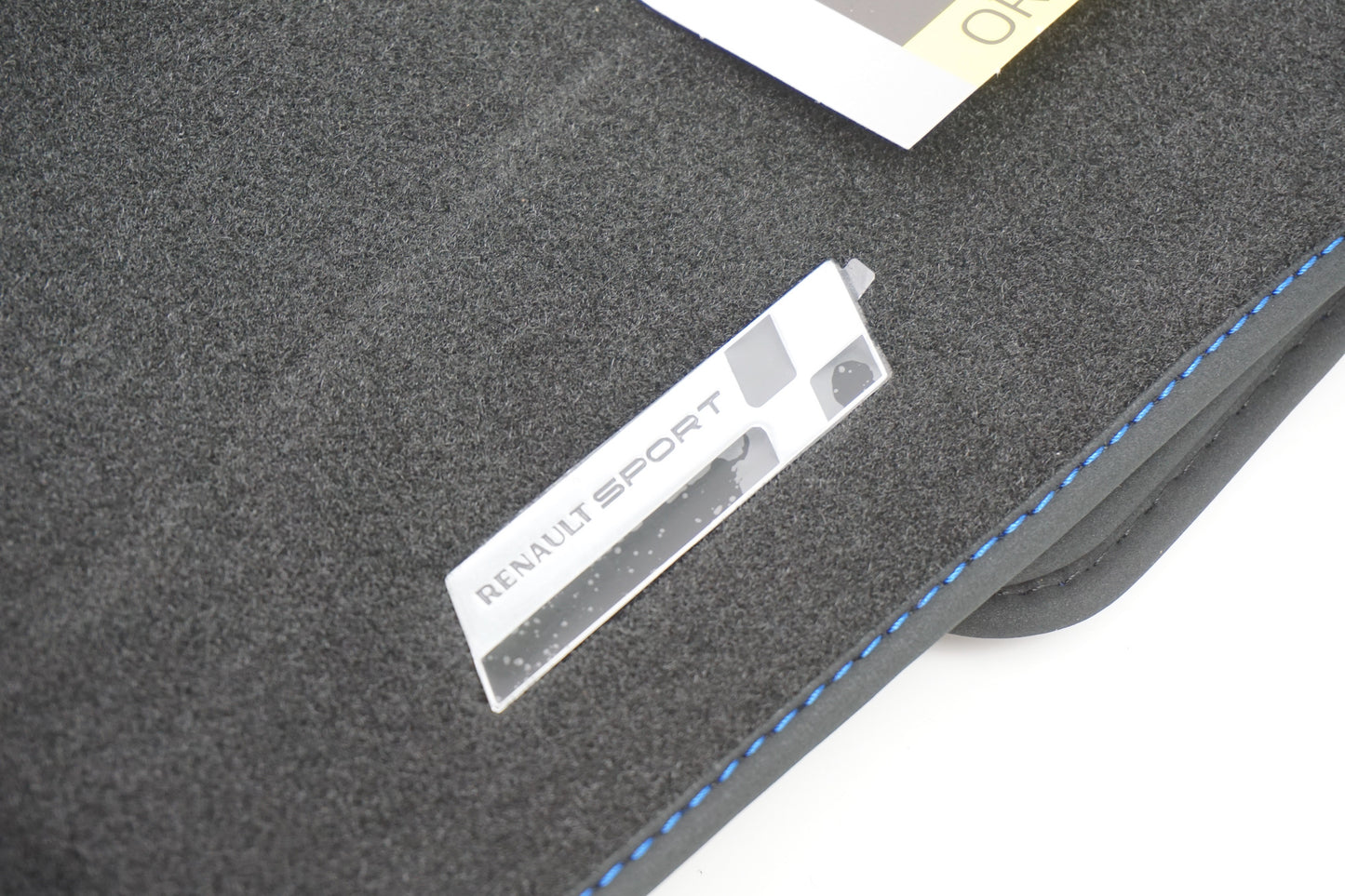 Pièce d'origine Tapis de sol en velours pour Renault Megane IV 8201676639